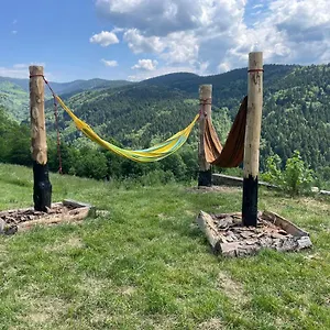 https://superbe-gite-laugy-dans-les-montagnes-dambert.hotels-rhonealpes.com